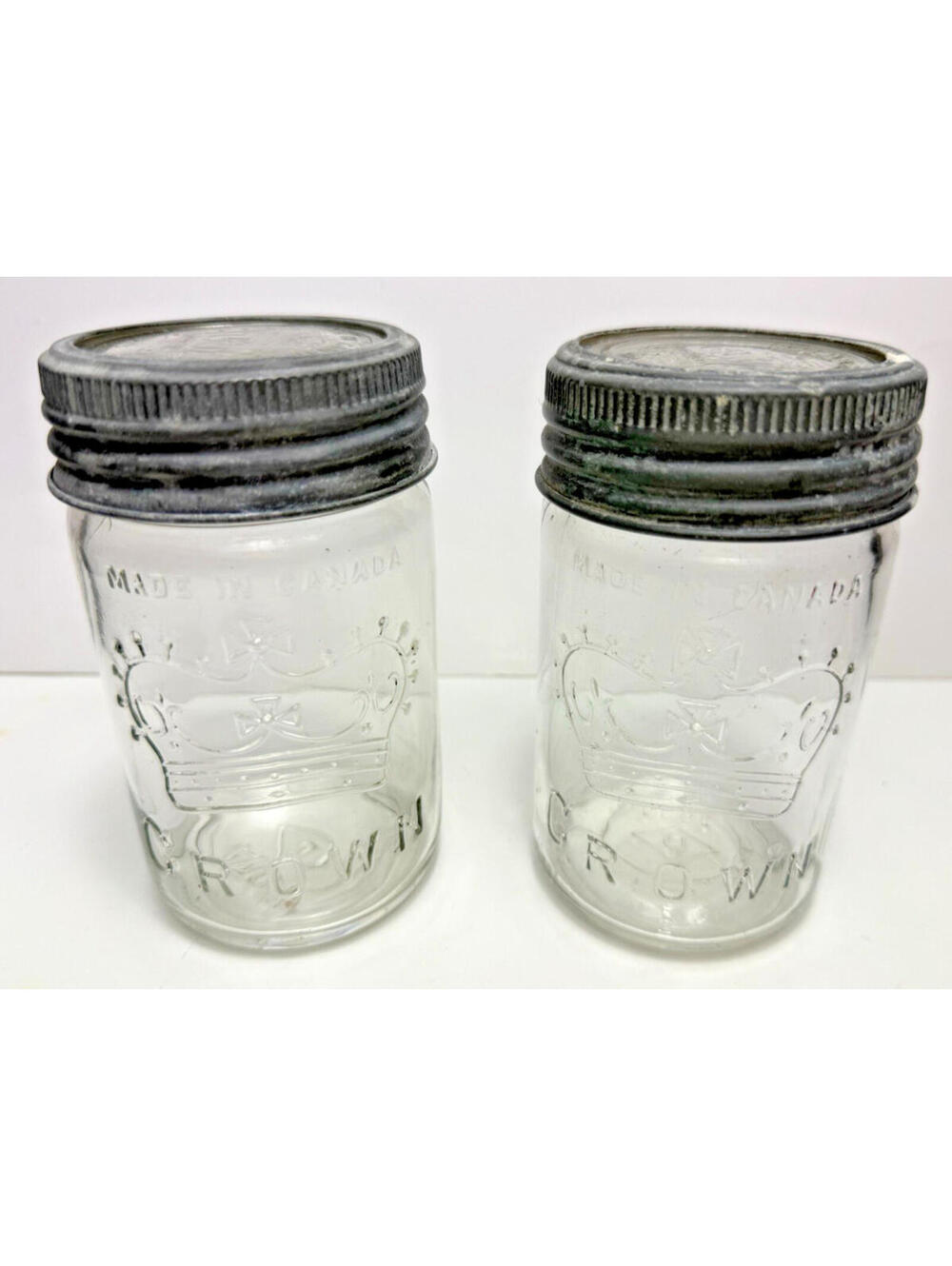 Vtg Crown 1 Pint Clear Mason Jars Lot of 2 w/lids Storage Display 1940 1931 CDN